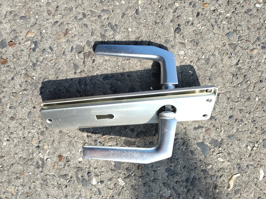 Stock Liège - Poignée de porte en vrac 