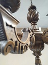 Grand lustre en bois sculpté à 5 bras – style baroque (L) 