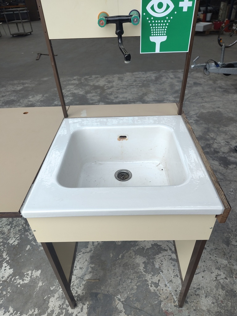 Meuble Vidoir avec table (L)