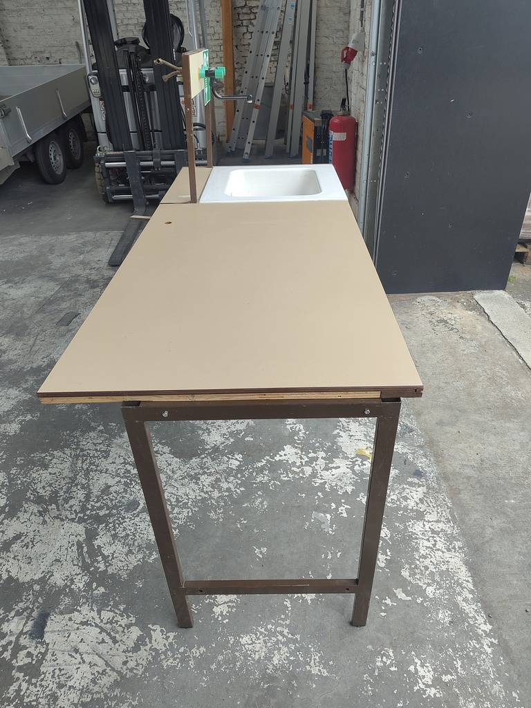 Meuble Vidoir avec table (L)