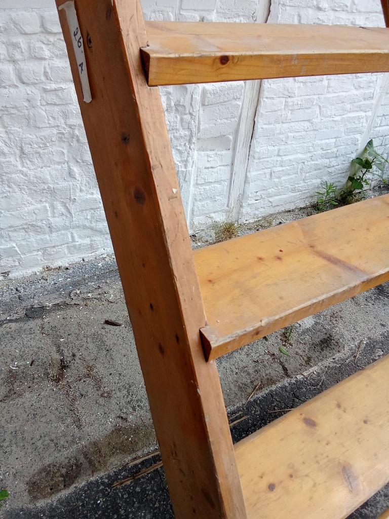 Escaliers droits en sapin - 11 et 10 marches
