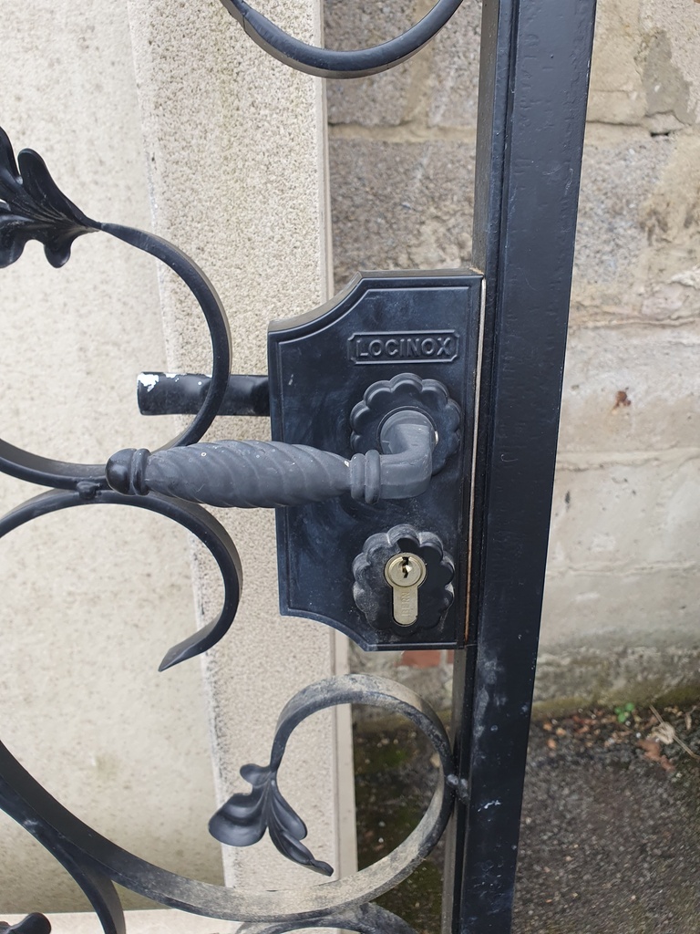 Porte de jardin en fer forgé- Noir