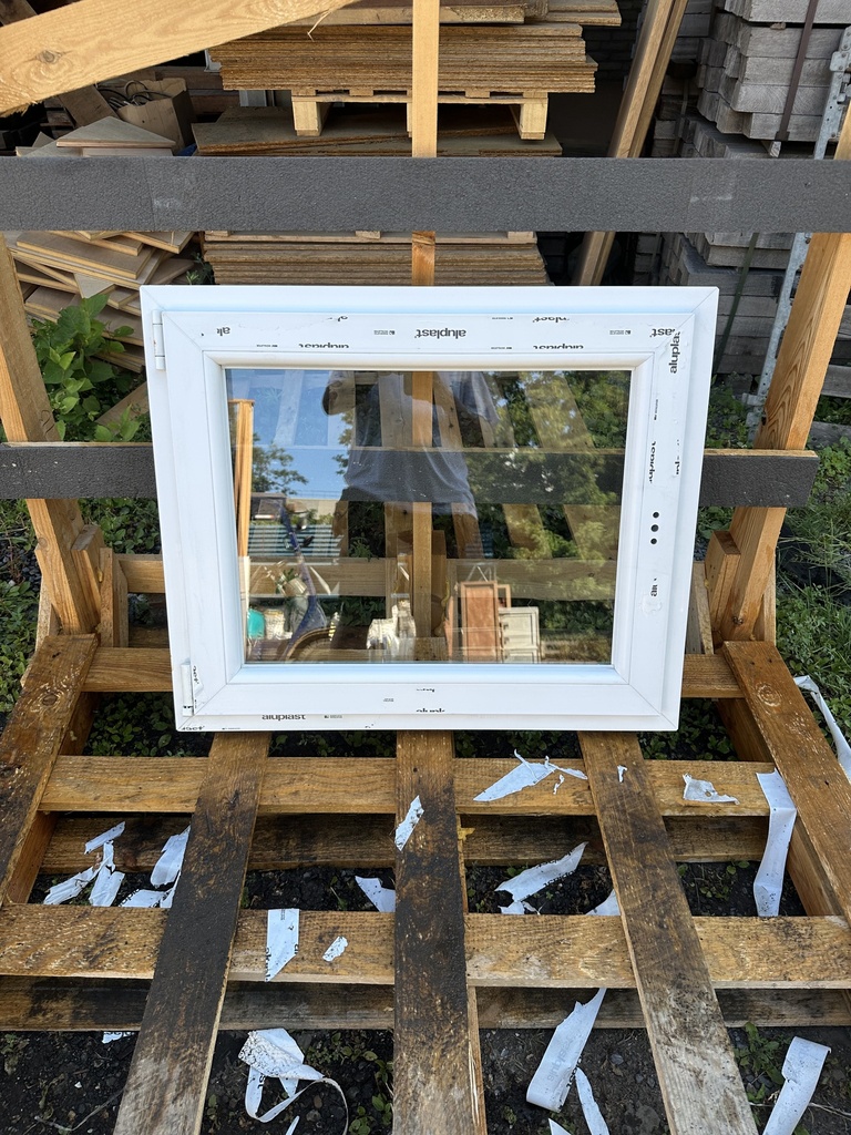 Châssis neuf Aluplast i4000 870*730 (pg droite)  