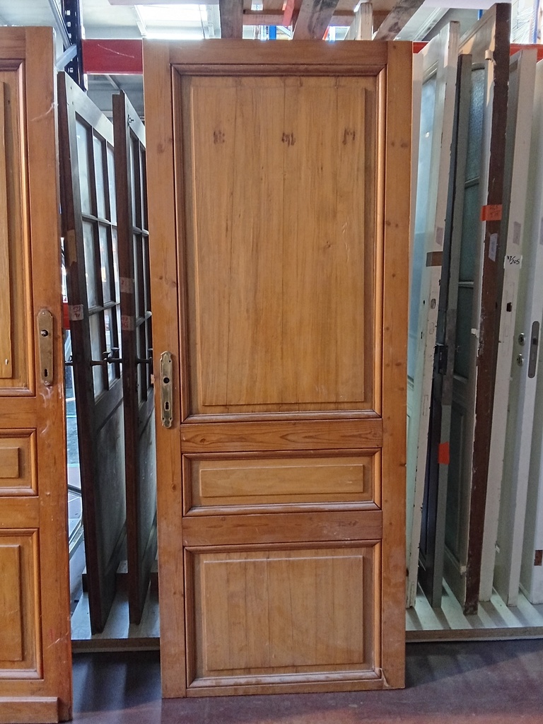 Porte en résineux - 80.5cm