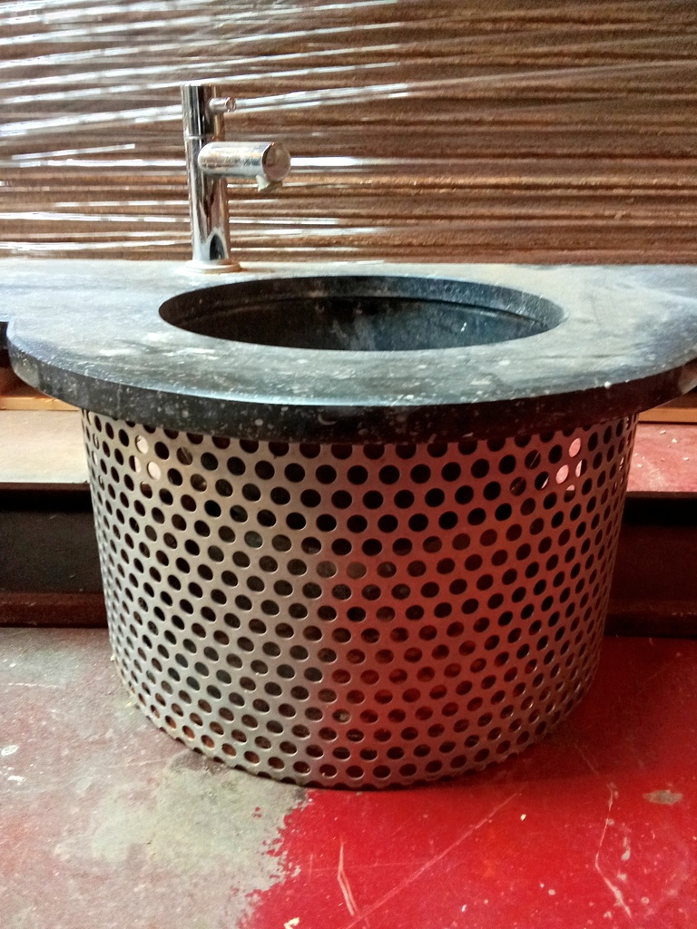 Tablette en pierre avec évier intégré