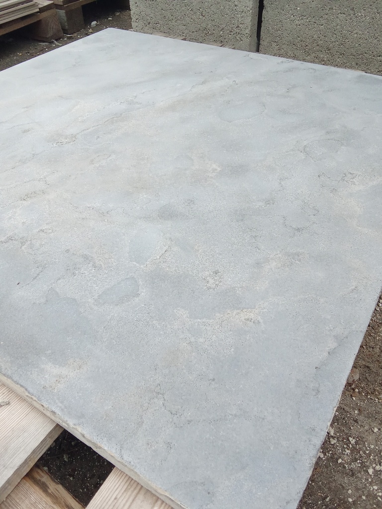 Dalle en pierre bleue 1m