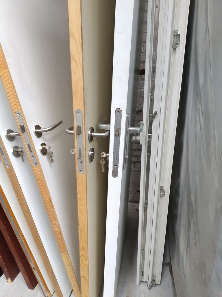 Porte à peindre blanche avec clé (L) 