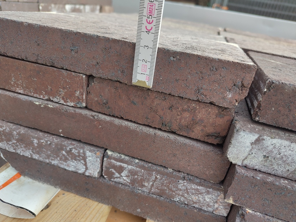 Brique réfractaire 25x12x3 cm (L)