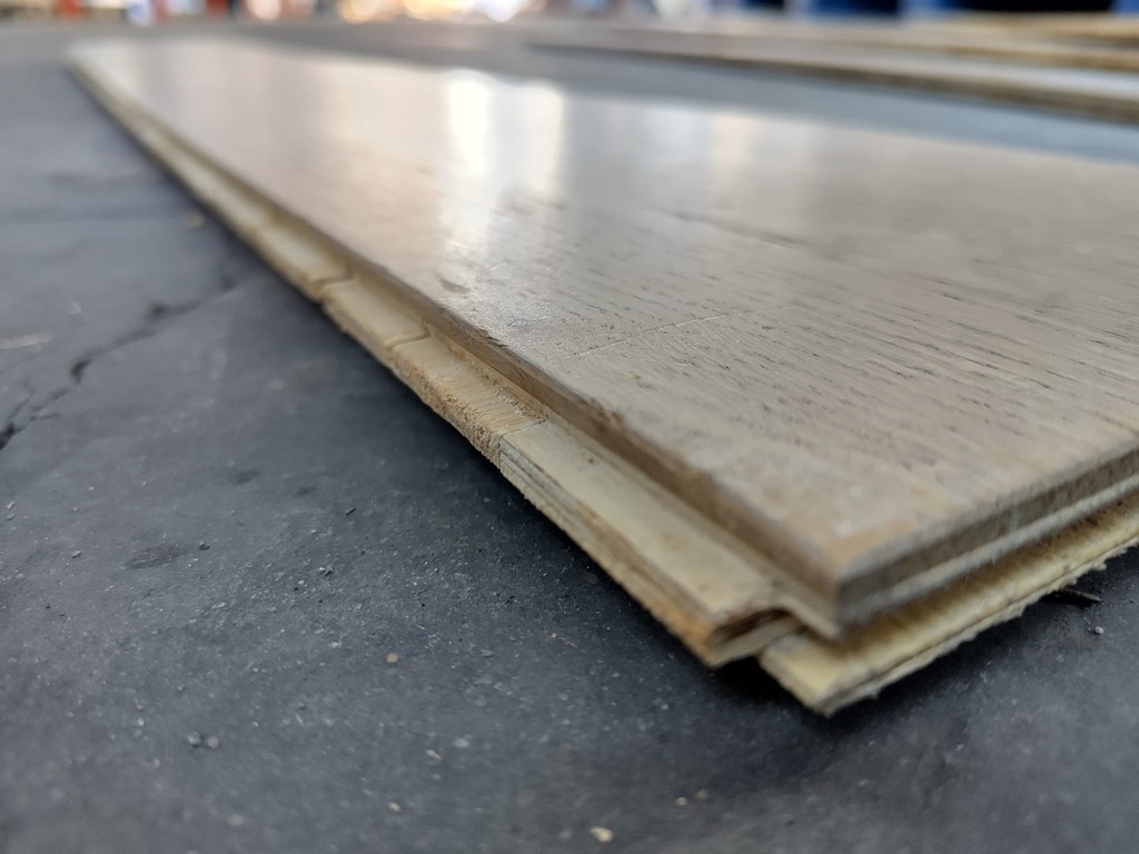 Plancher semi-massif Chêne 1,5cm (L)