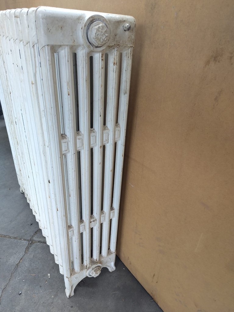 Radiateur sur pied en fonte 93x78,5x22 cm (L)  