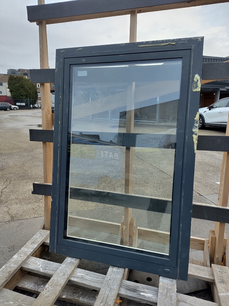 Châssis aluminium 1 vantaux 145x96x6,5 cm (L)