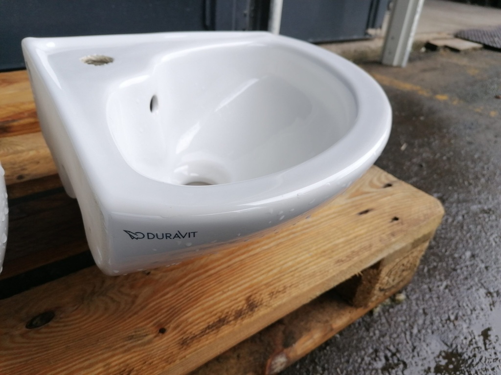 Lavabo lave-mains (céramique émaillée) Lavabo lave-mains (céramique émaillée)