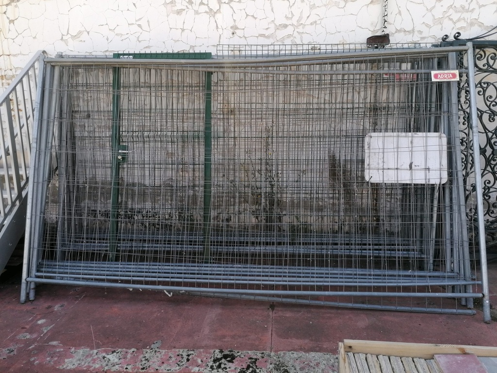 Barrière type HERAS
