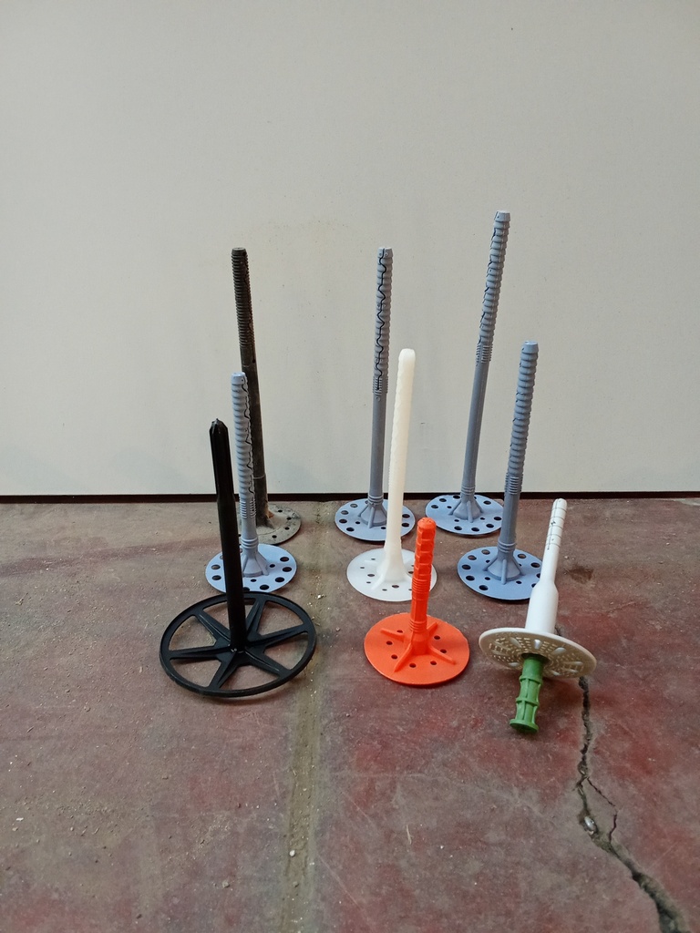 Fixations pour isolant