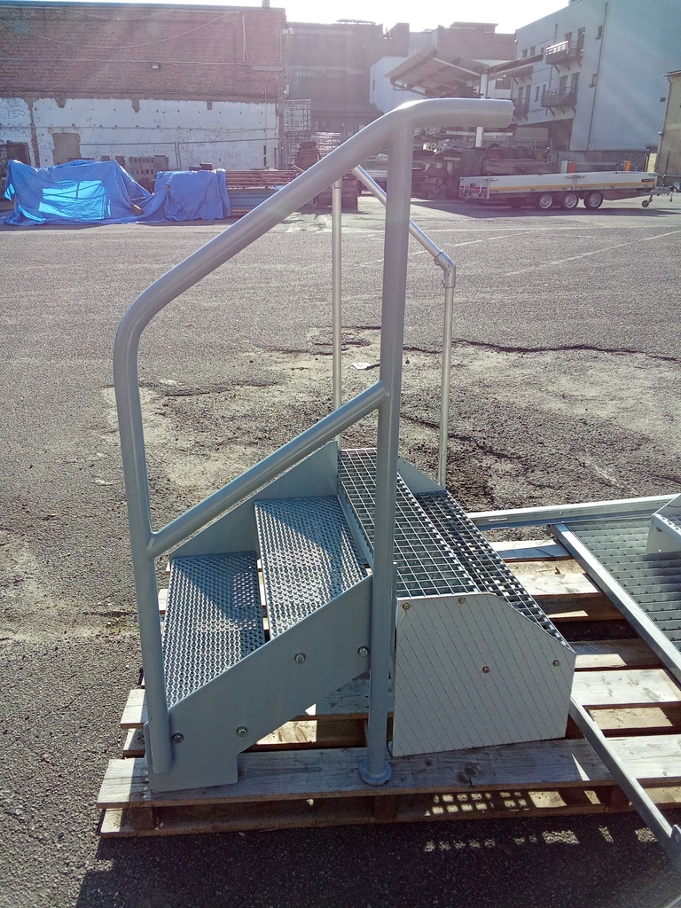 Escalier métallique 2 marches