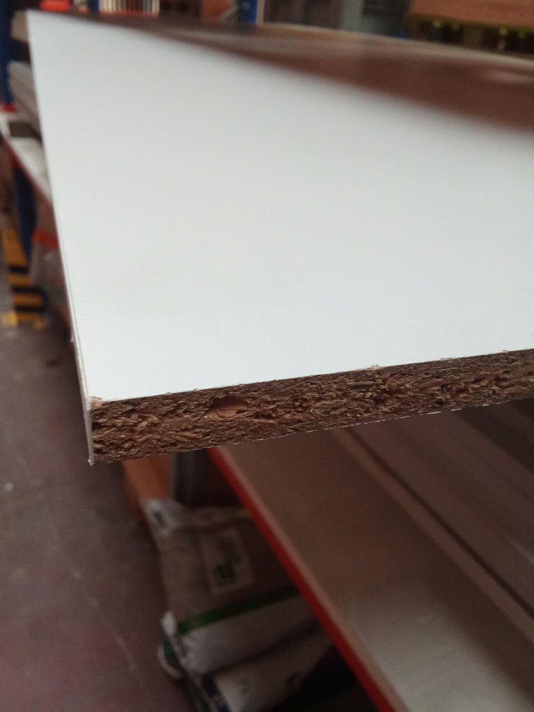 Panneau aggloméré mélaminé blanc 12mm