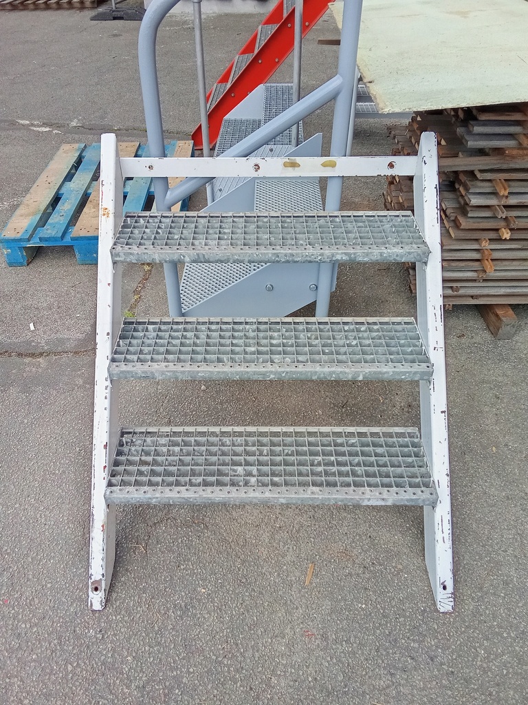 Escalier galvanisé 3 marches