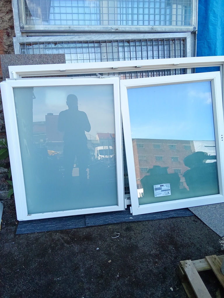 Châssis PVC blanc - Neuf Kommerling