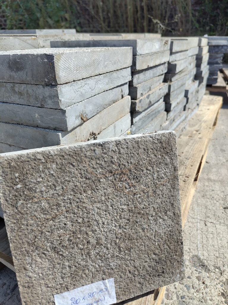 Pavé de Pierre Bleue belge 20x20x3 structuré (L)