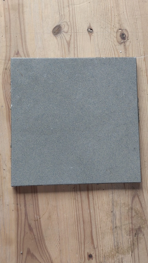 Carrelage gris 30x30x0,8 cm (L)