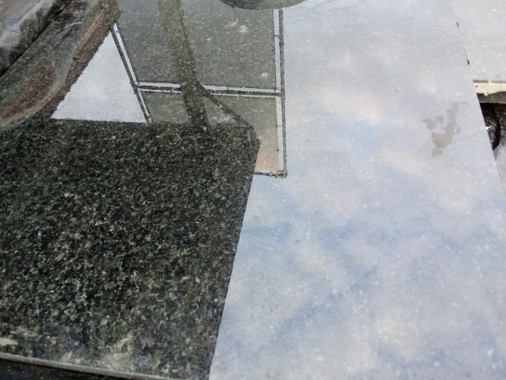 Tablette en granit 3cm (noir moucheté)