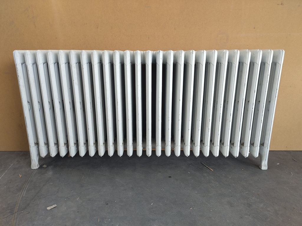 Radiateur sur pied en fonte 133x61x22 cm (L) 