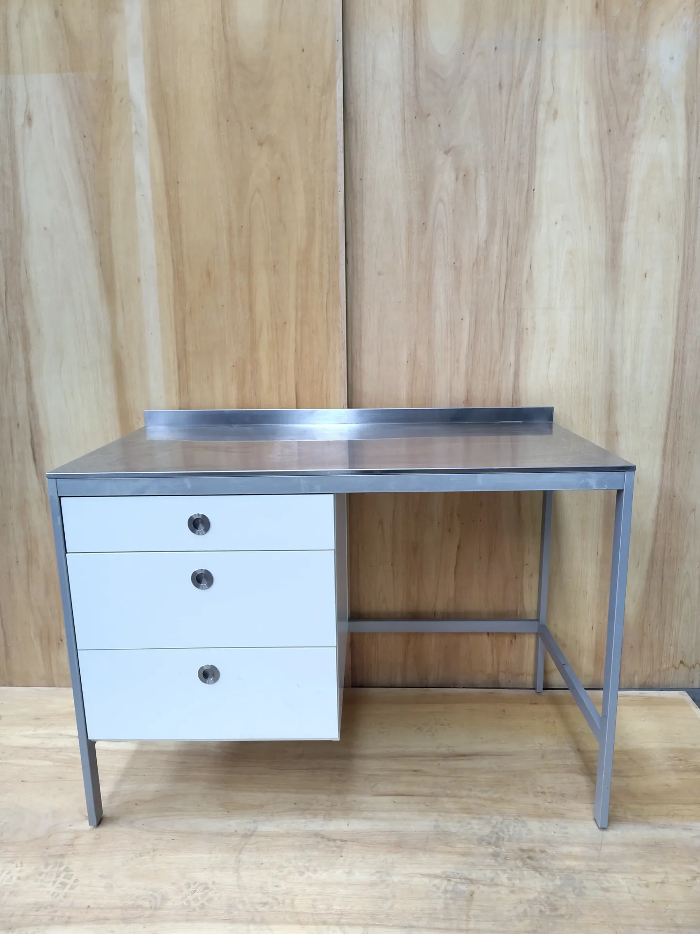 Bureau inox avec tiroirs 126x64x95 cm (L)
