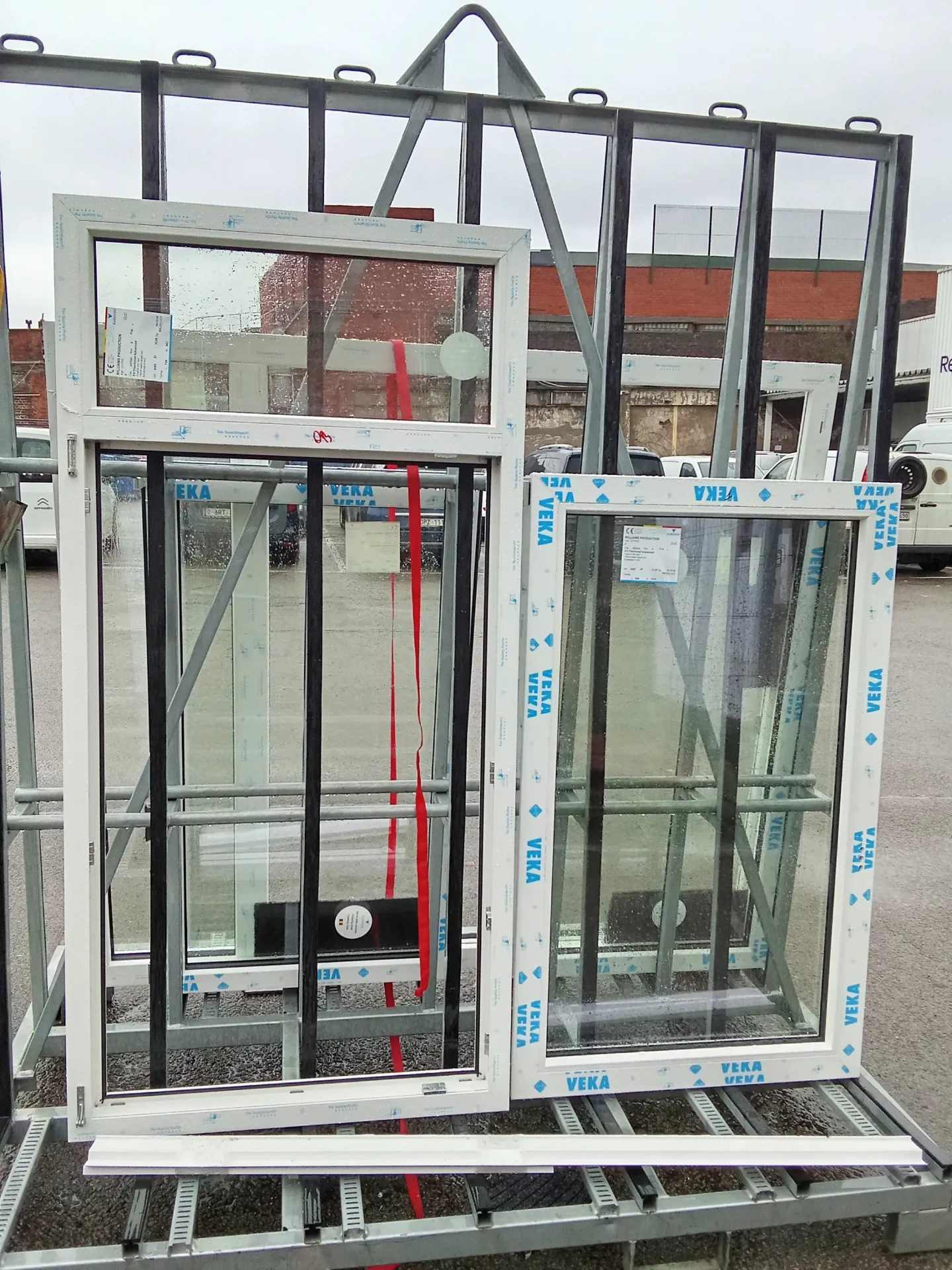 Châssis simple ouvrant en pvc avec imposte (1830*900)