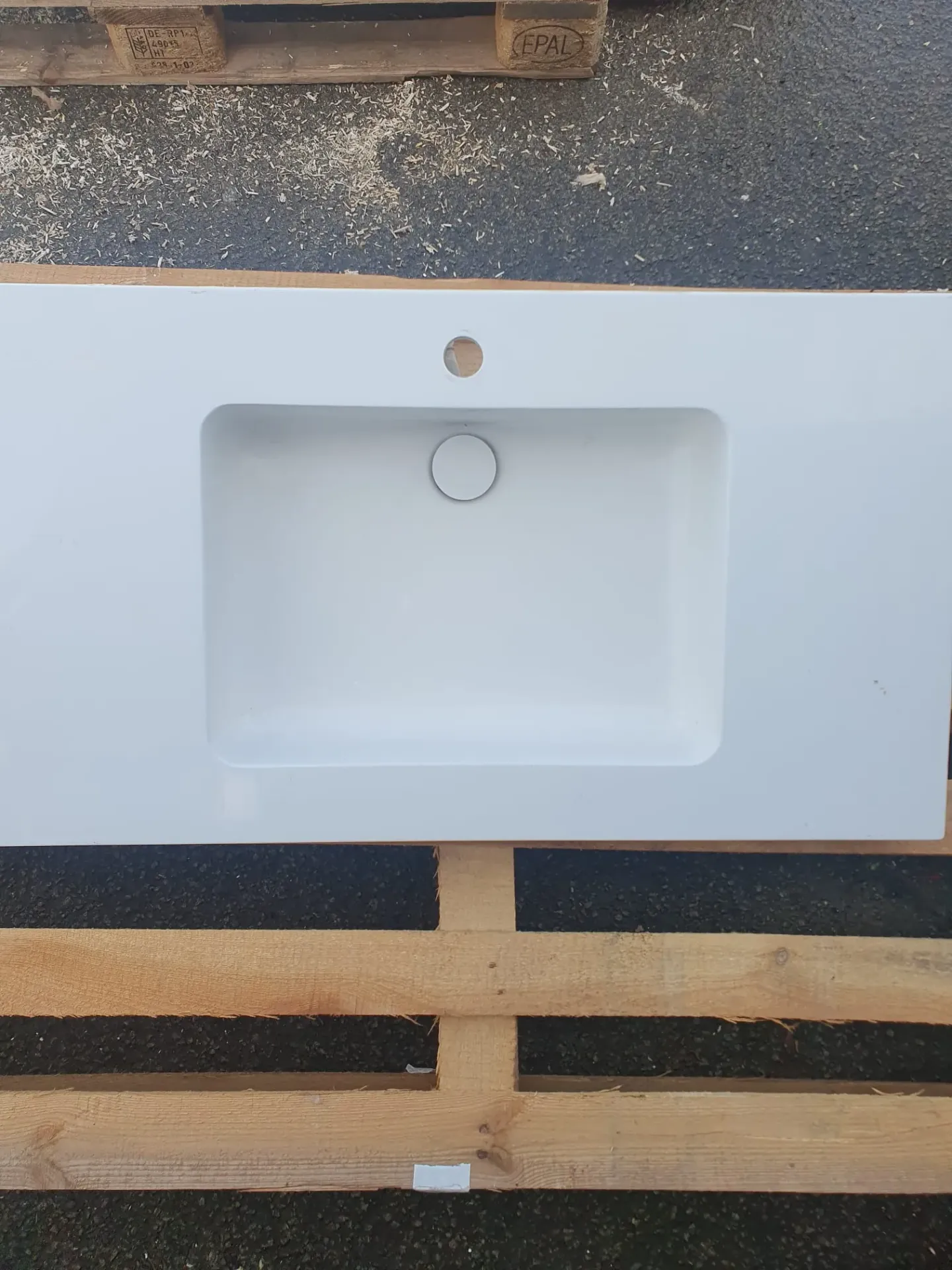 Lavabo salle de bain à poser sur un meuble