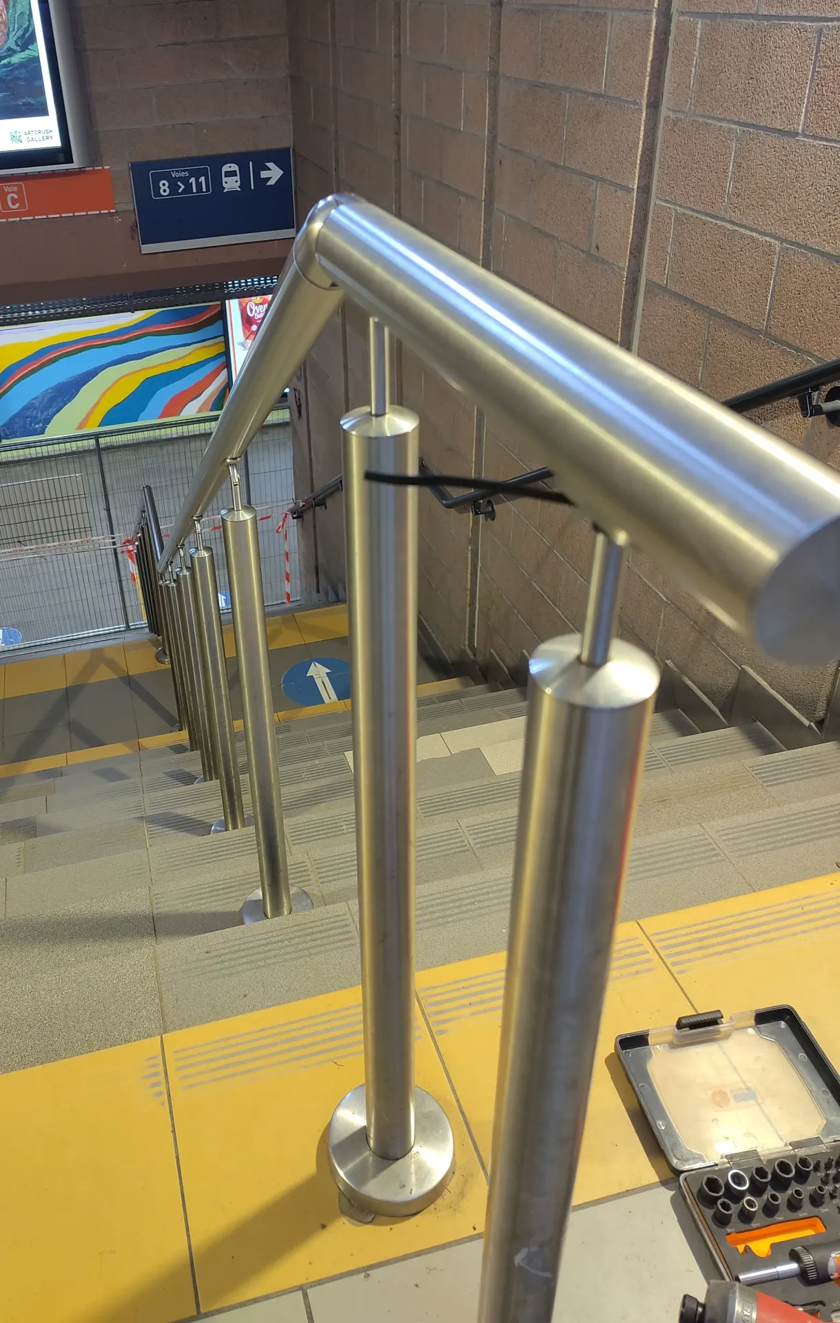 Main courante inox sur pied (L)