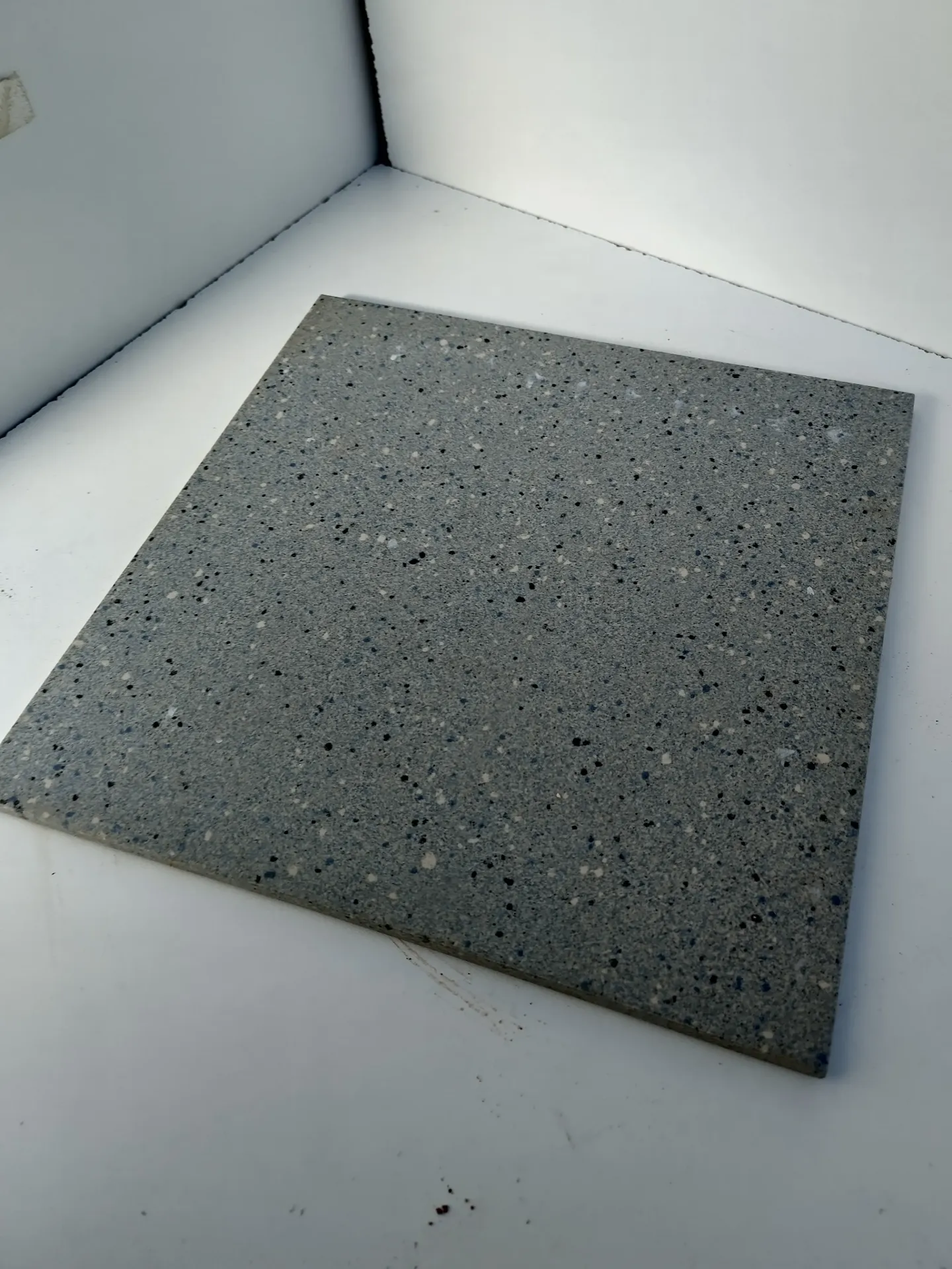 Carrelage Ceasar Grès Fine Porcellanato gris 30x30x0,86 cm (L)
