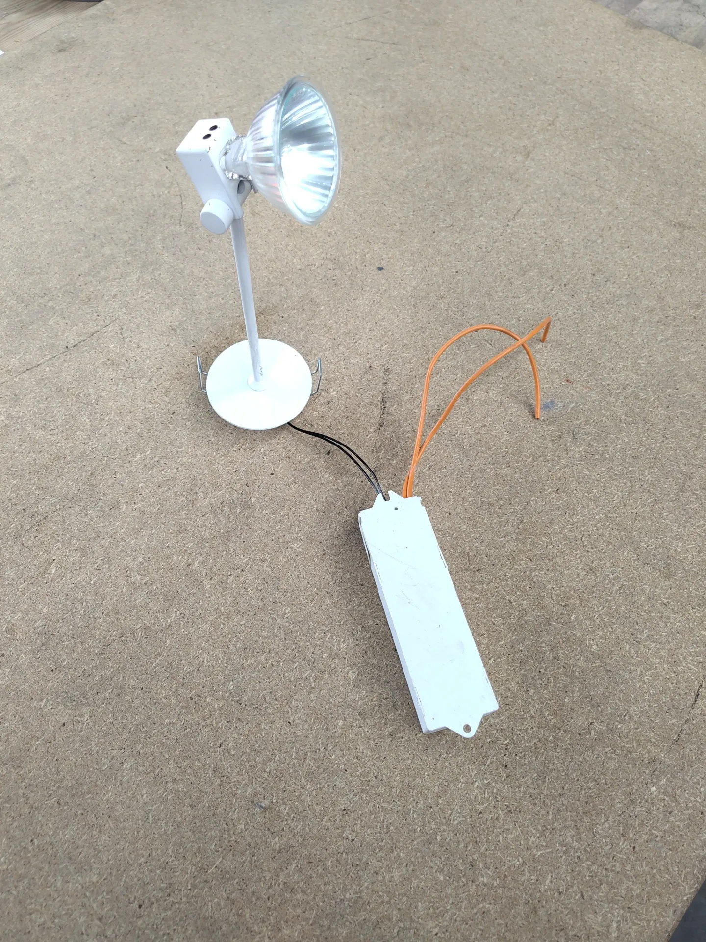 Luminaire LED Deltalight (L)