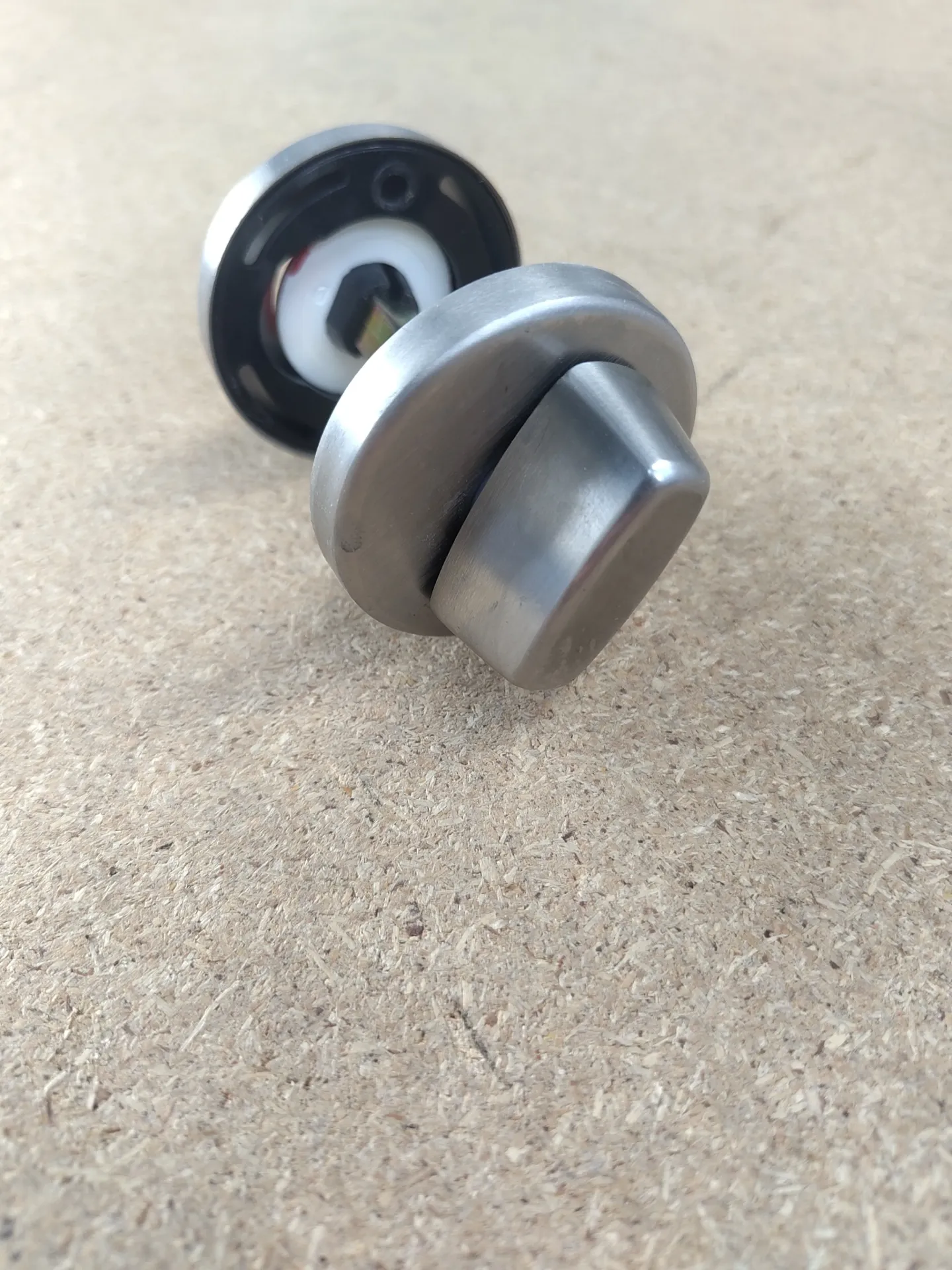 Quincaillerie de porte inox (L)