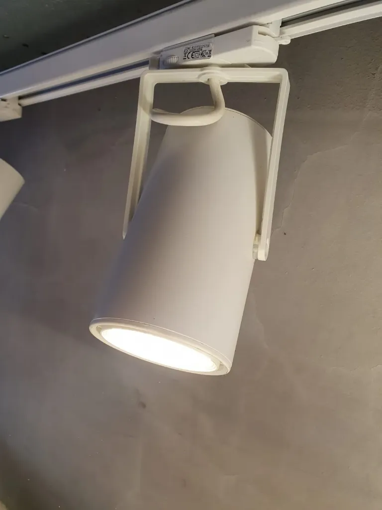 Spot LED Philips pour rail Global Trac (ST320T Led27S)