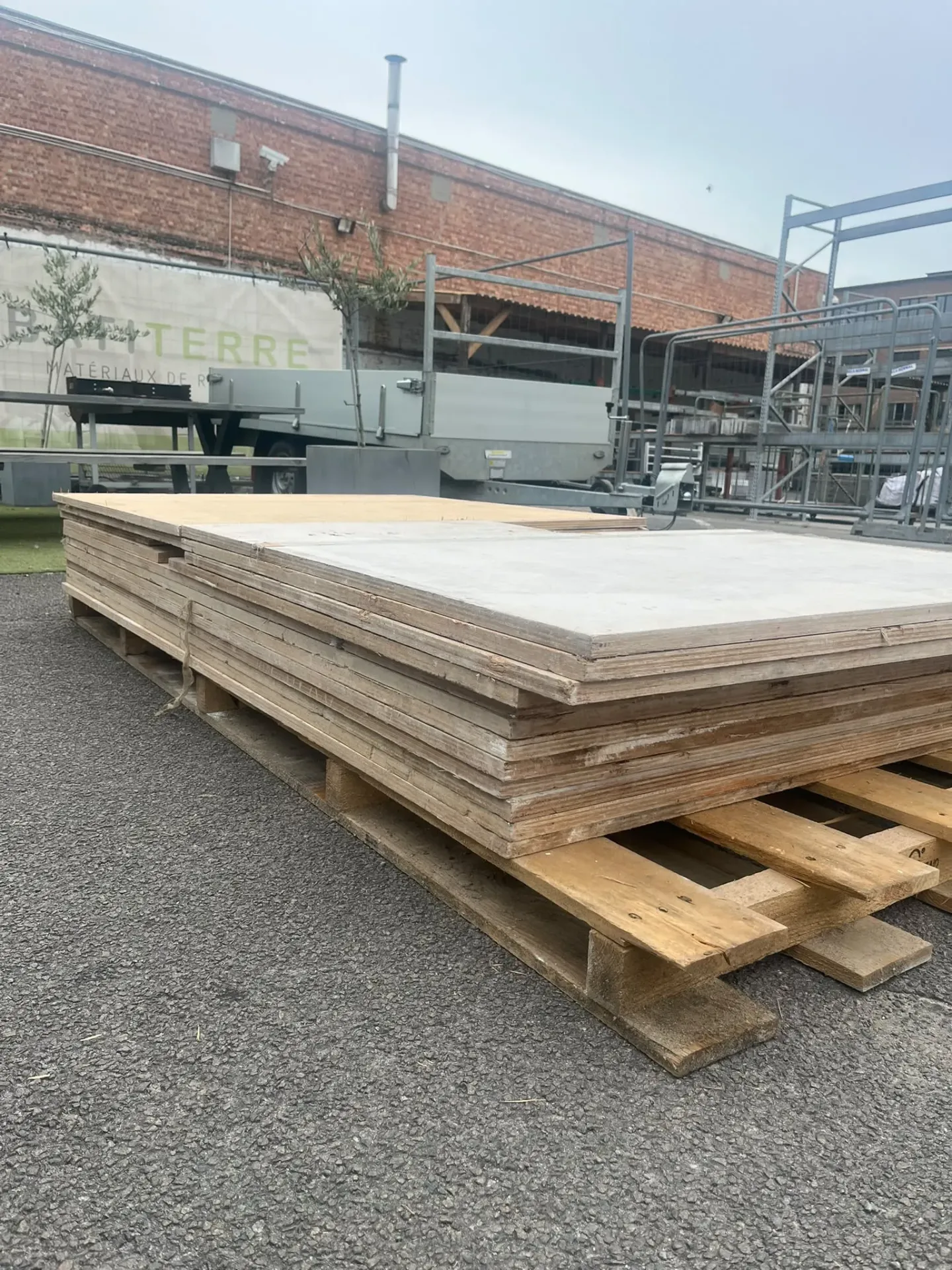 Planches de multiplex 20mm d'épaisseur