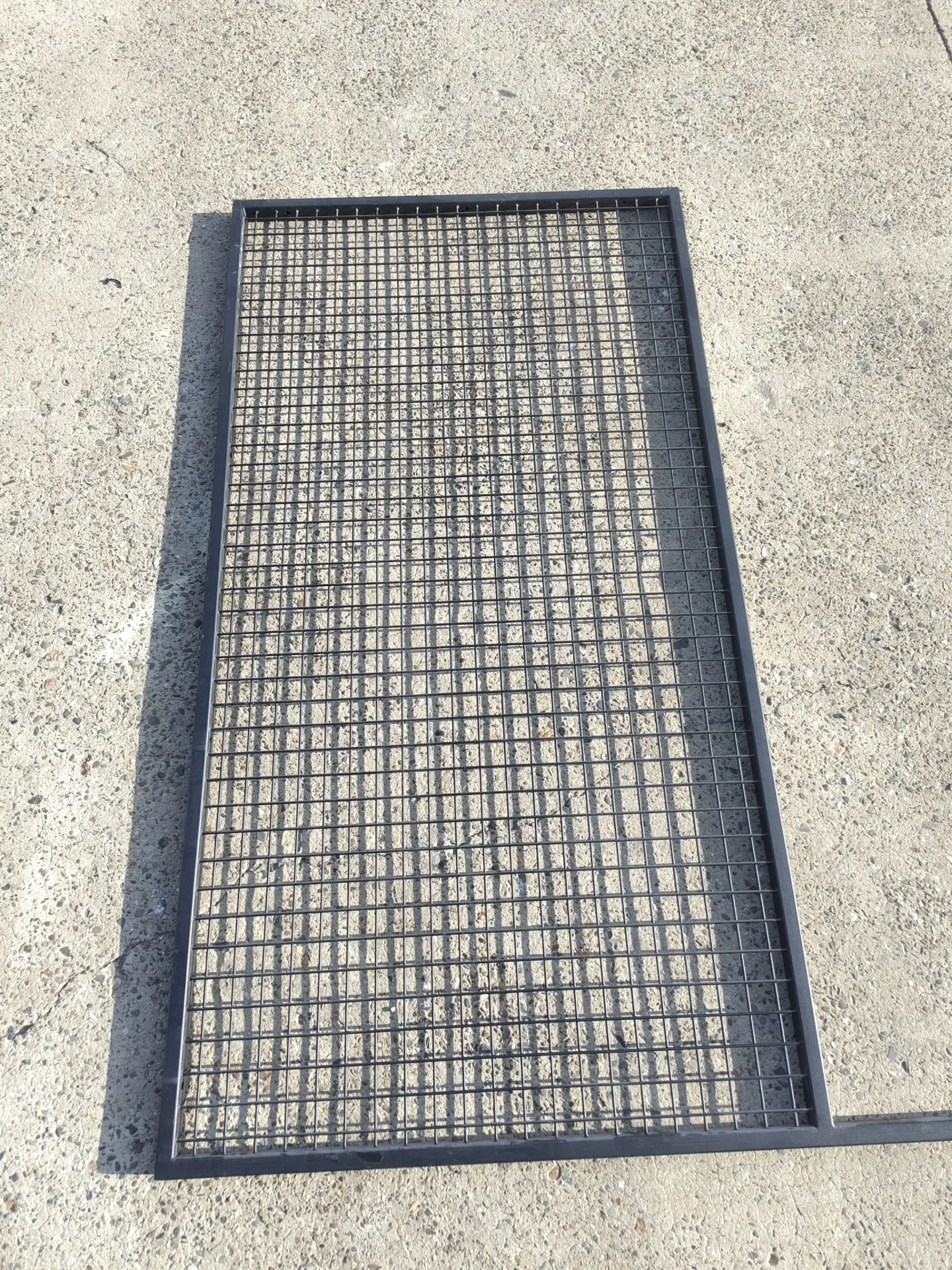 Cloison grillagée 210x112x4 cm (L)
