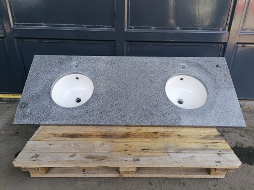 Tablette en pierre pour lavabo