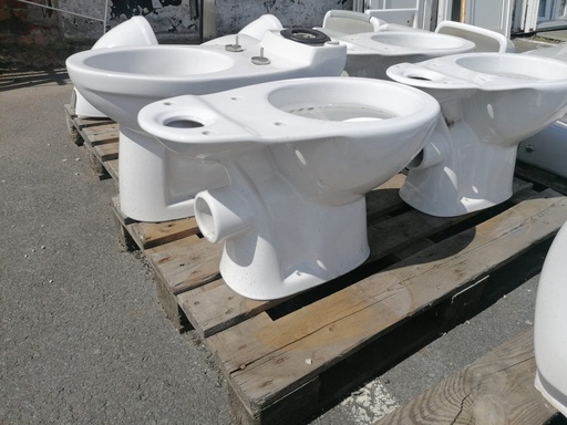 Wc sur pied
