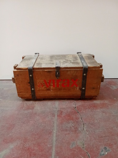 Caisse en bois Virax