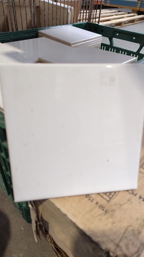 Carrelage en céramique blanc 15x15x0,6 cm (L)