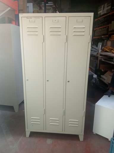 Armoire métallique - Vestiaire