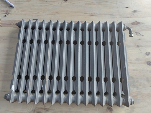 Radiateur en fonte - 80x57x8 (L)