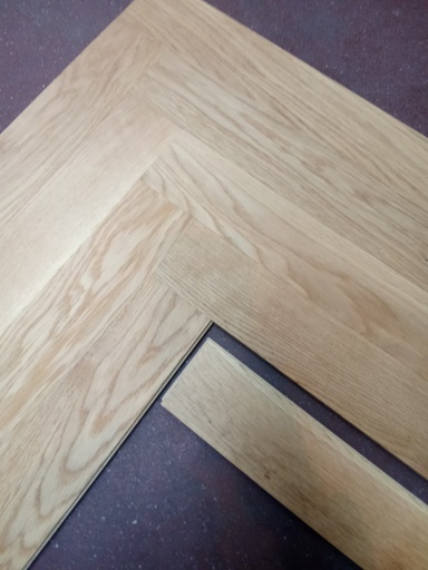 Parquet chêne semi massif - Bâton rompu 