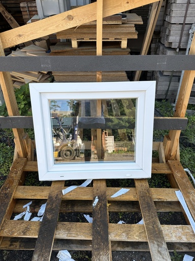 [Ext - JLM Chassis] Châssis neuf Aluplast i4000 870*730 (pg droite)  