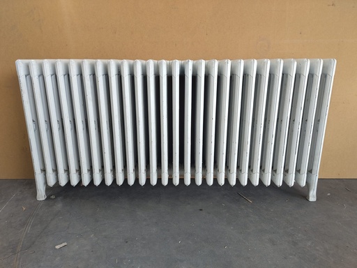 Radiateur sur pied en fonte 133x61x22 cm (L) 